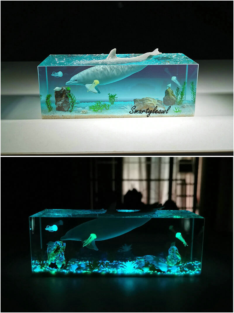 Dolphin resin diorama, Ocean resin paperweight, resin cubeSmartyleowl